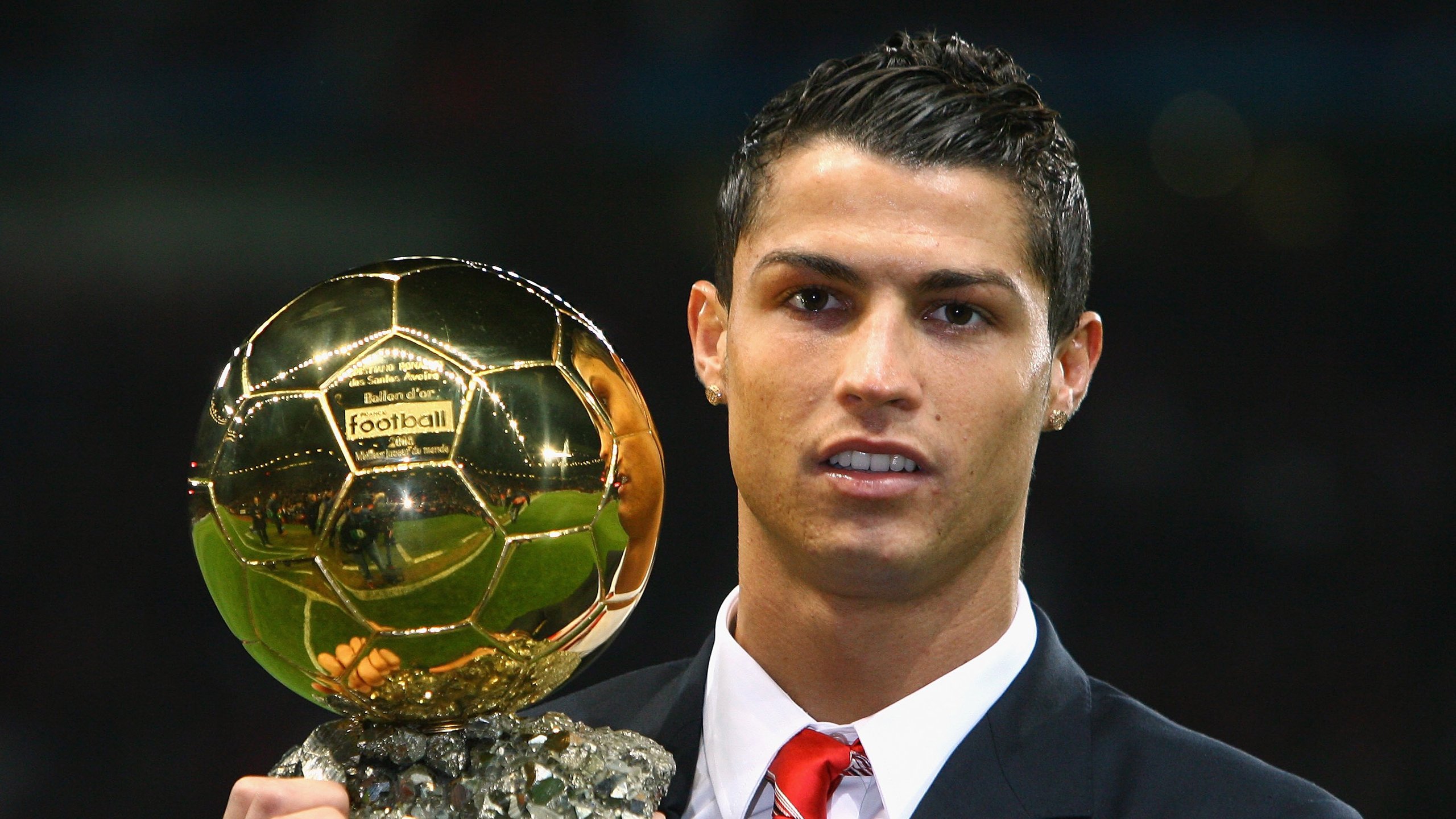 新星爆发是否为豪门球队带来转会利润契机，新的球星