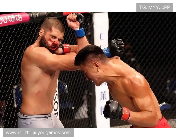 UFC重击音效太猛引观众尖叫，现场震撼瞬间瞬间点燃